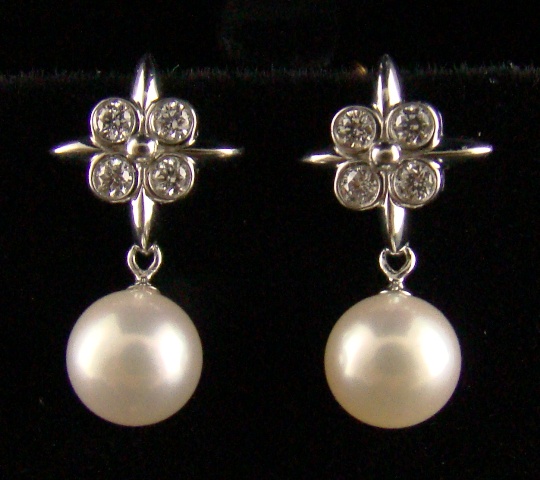 (image for) Platinium "Tiffany & Co" Pearl Diamond Earstud